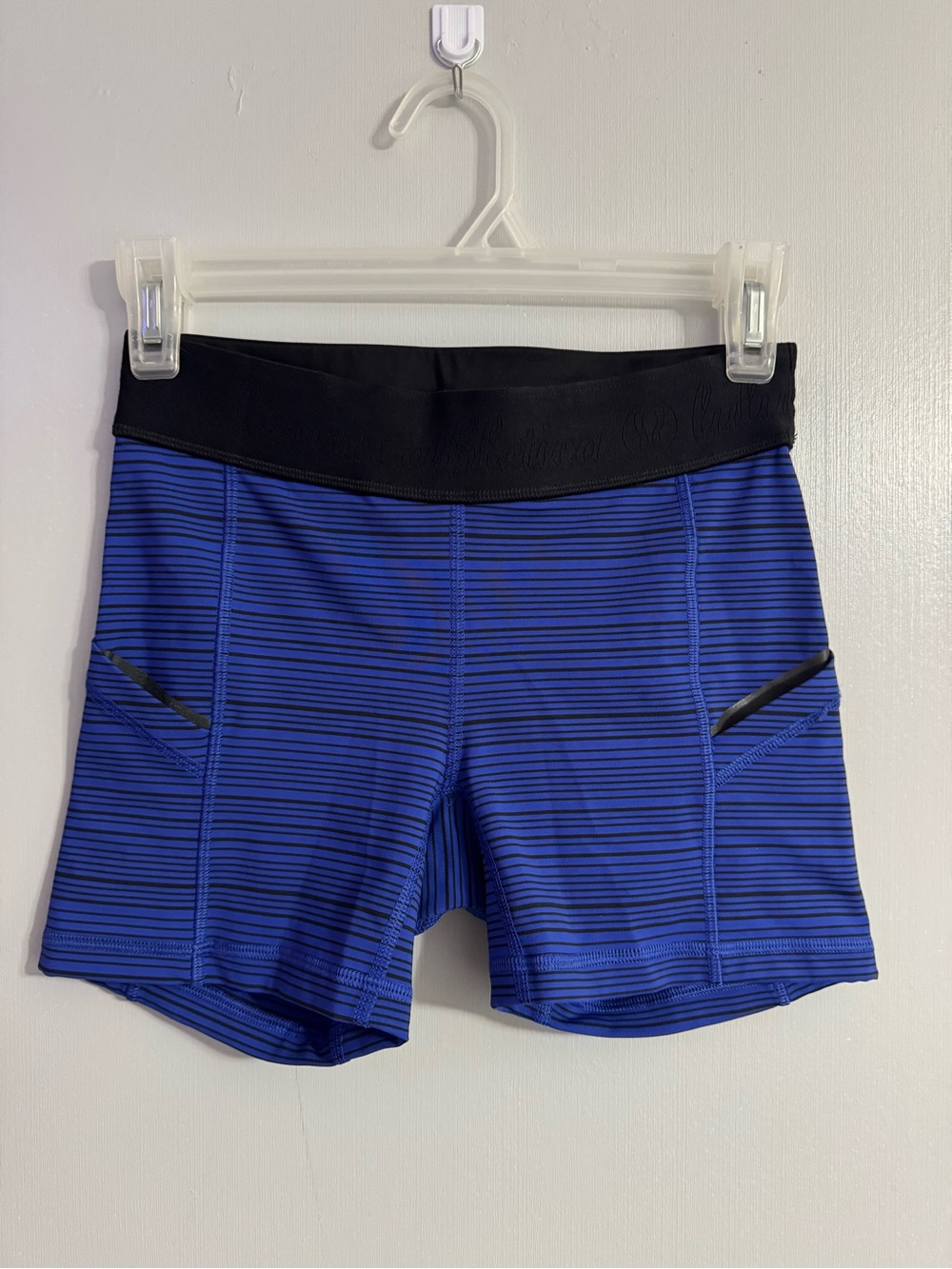 Lululemon Athletica Blue Striped Bike Shorts Size 4